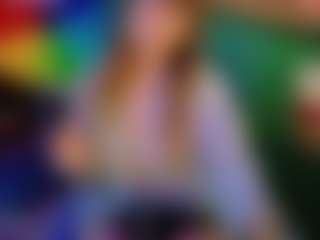SaveTheBea's Live Sex Cam Show