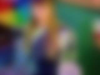 SaveTheBea's Live Sex Cam Show