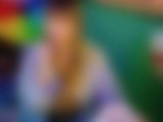 SaveTheBea's Live Sex Cam Show