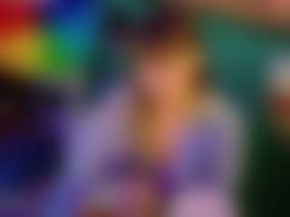 SaveTheBea's Live Sex Cam Show