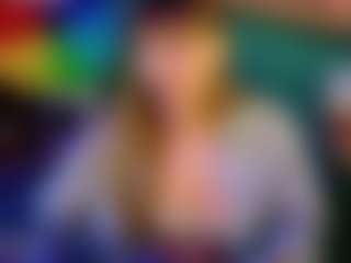 SaveTheBea's Live Sex Cam Show