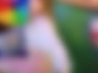 SaveTheBea's Live Sex Cam Show