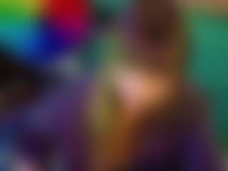 SaveTheBea's Live Sex Cam Show