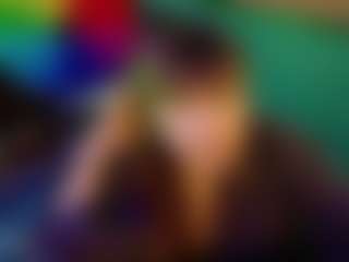 SaveTheBea's Live Sex Cam Show