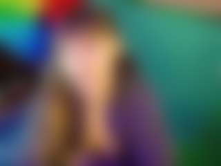 SaveTheBea's Live Sex Cam Show