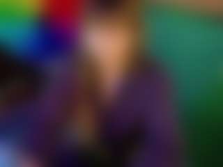 SaveTheBea's Live Sex Cam Show