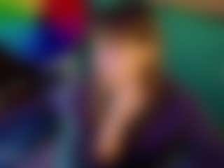 SaveTheBea's Live Sex Cam Show