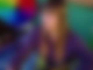 SaveTheBea's Live Sex Cam Show