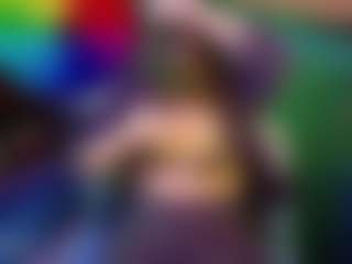 SaveTheBea's Live Sex Cam Show