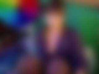 SaveTheBea's Live Sex Cam Show