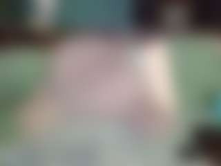 SaveTheBea's Live Sex Cam Show