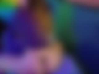 SaveTheBea's Live Sex Cam Show