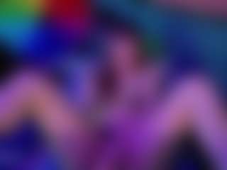 SaveTheBea's Live Sex Cam Show
