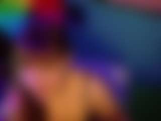 Live cam show with SaveTheBea - Cum Curvy on Camsoda