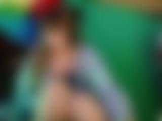 SaveTheBea's Live Sex Cam Show