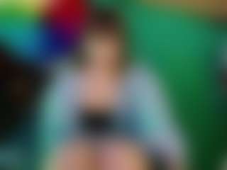 SaveTheBea's Live Sex Cam Show