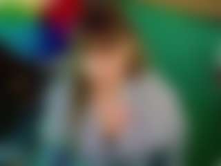 SaveTheBea's Live Sex Cam Show