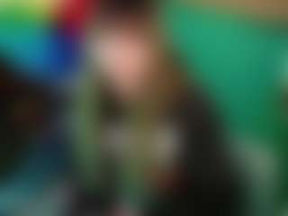 SaveTheBea's Live Sex Cam Show