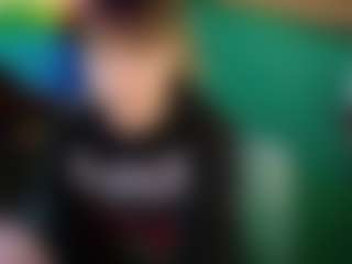 SaveTheBea's Live Sex Cam Show