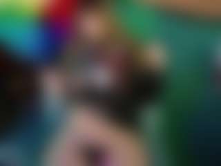 SaveTheBea's Live Sex Cam Show
