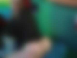 SaveTheBea's Live Sex Cam Show