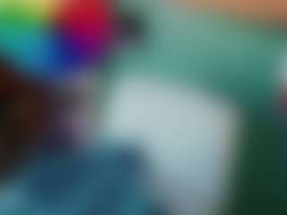 SaveTheBea's Live Sex Cam Show