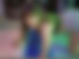 SaveTheBea's Live Sex Cam Show