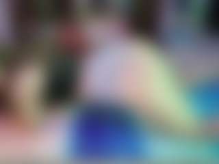 SaveTheBea's Live Sex Cam Show