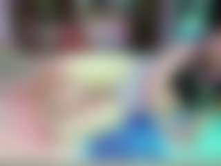 SaveTheBea's Live Sex Cam Show