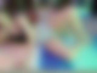 SaveTheBea's Live Sex Cam Show