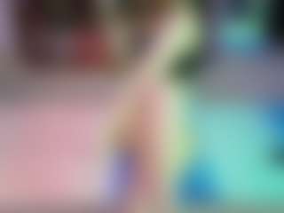 SaveTheBea's Live Sex Cam Show