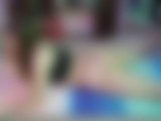 SaveTheBea's Live Sex Cam Show