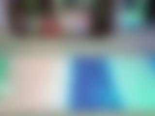 SaveTheBea's Live Sex Cam Show