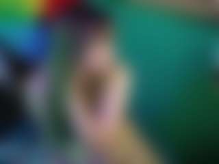 SaveTheBea's Live Sex Cam Show
