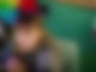 SaveTheBea's Live Sex Cam Show