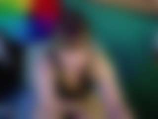 SaveTheBea's Live Sex Cam Show