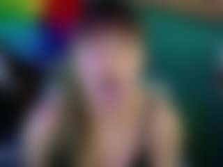 SaveTheBea's Live Sex Cam Show