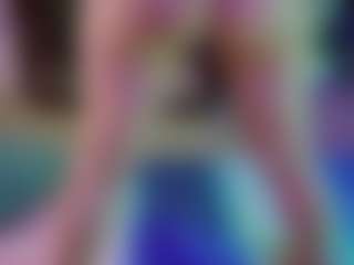 SaveTheBea's Live Sex Cam Show