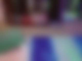 SaveTheBea's Live Sex Cam Show