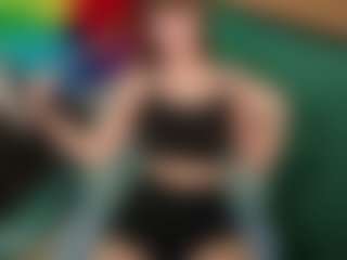 SaveTheBea's Live Sex Cam Show