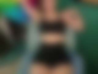 SaveTheBea's Live Sex Cam Show