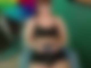 SaveTheBea's Live Sex Cam Show