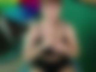 SaveTheBea's Live Sex Cam Show