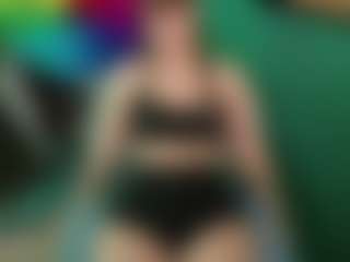 SaveTheBea's Live Sex Cam Show