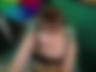 SaveTheBea's Live Sex Cam Show