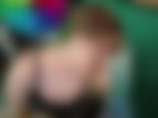 SaveTheBea's Live Sex Cam Show