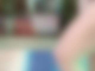 SaveTheBea's Live Sex Cam Show