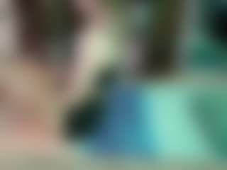 SaveTheBea's Live Sex Cam Show