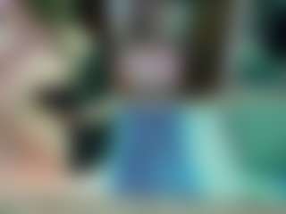 SaveTheBea's Live Sex Cam Show