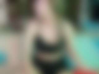 SaveTheBea's Live Sex Cam Show